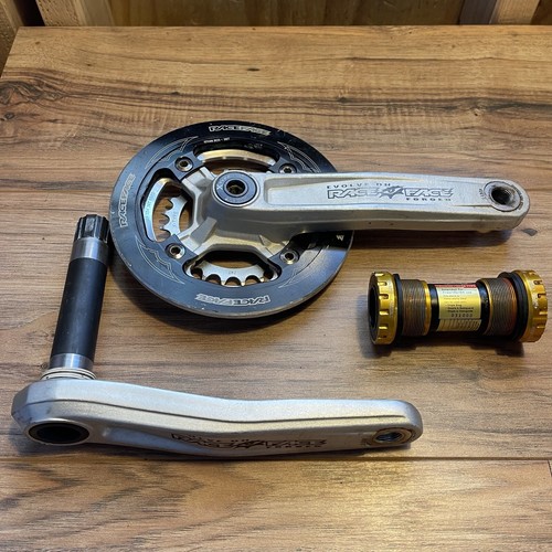 Race Face Evolve DH 175 X-Type Cranset 24 / 36 Bash Guard + 68/73 Bottom Bracket
