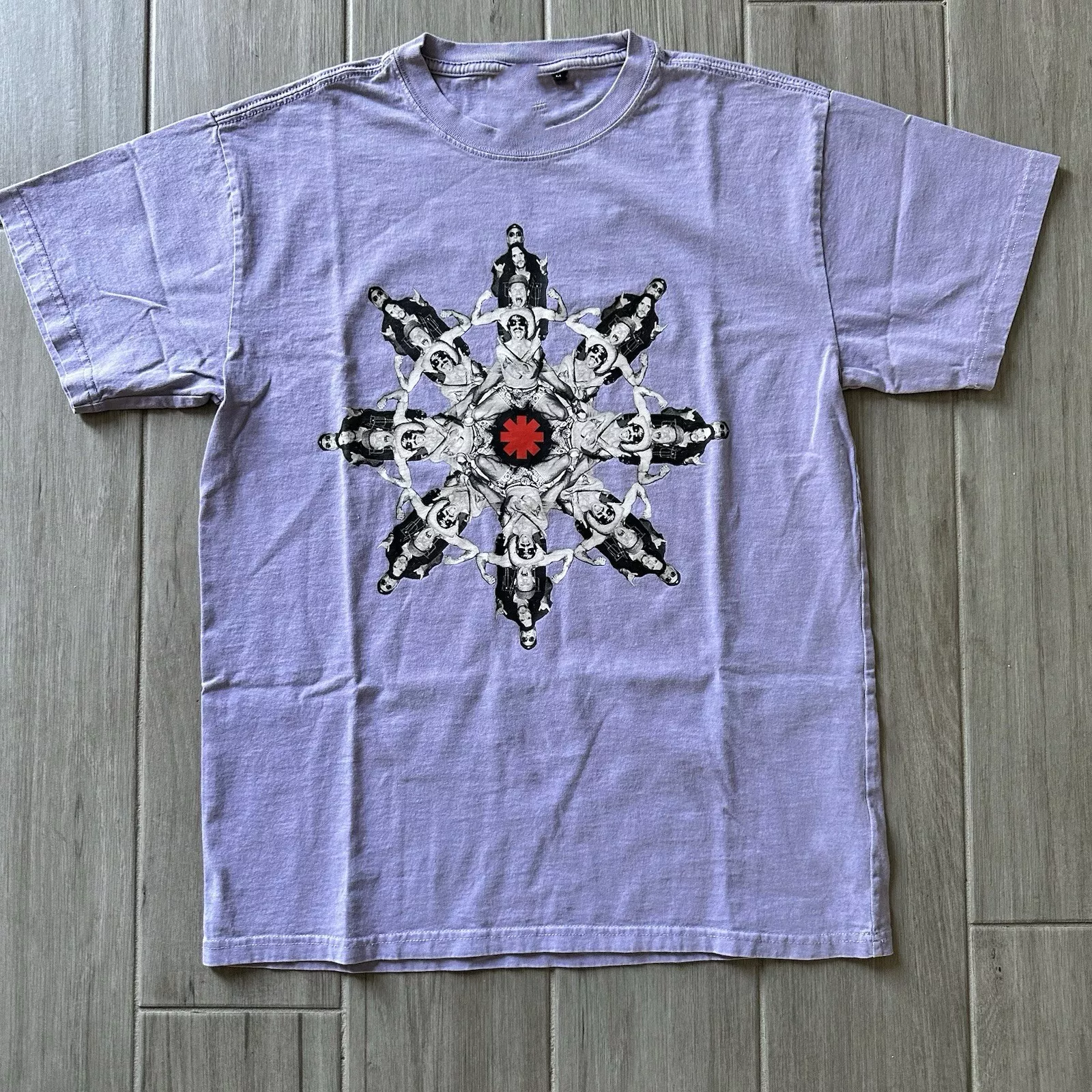 Red Hot Chili Peppers World Tour 2022 T-Shirt - Mazeshirt