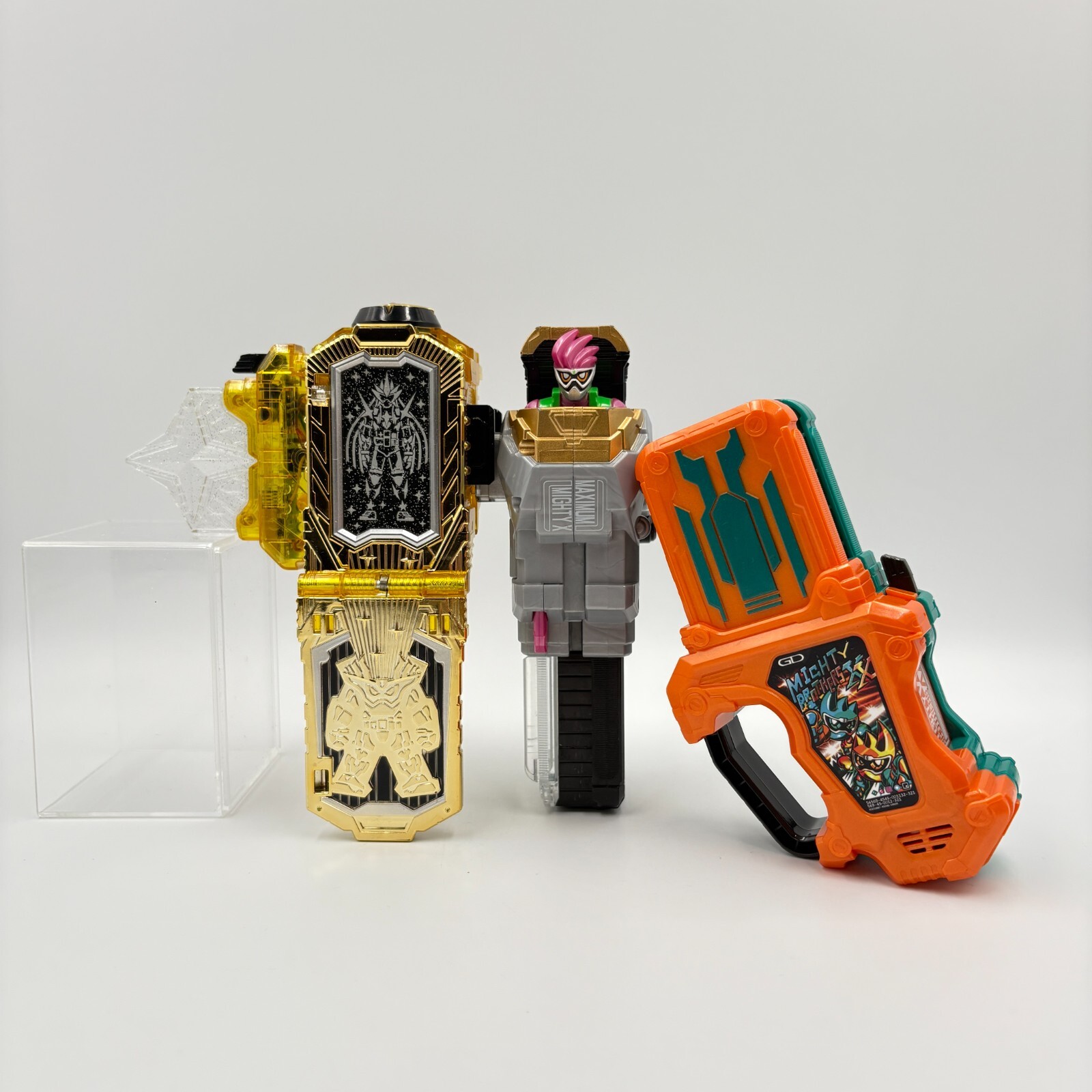 Kamen Rider Ex-Aid DX Hyper Muteki Gashat DX Maximum Mighty X