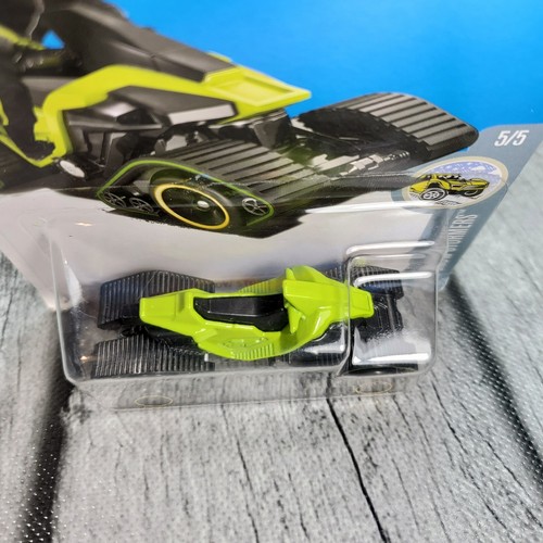 Hot Wheels Showdown Snow Stormer 5/5 Green Snowmobile Vehicle 160/250 New 2015