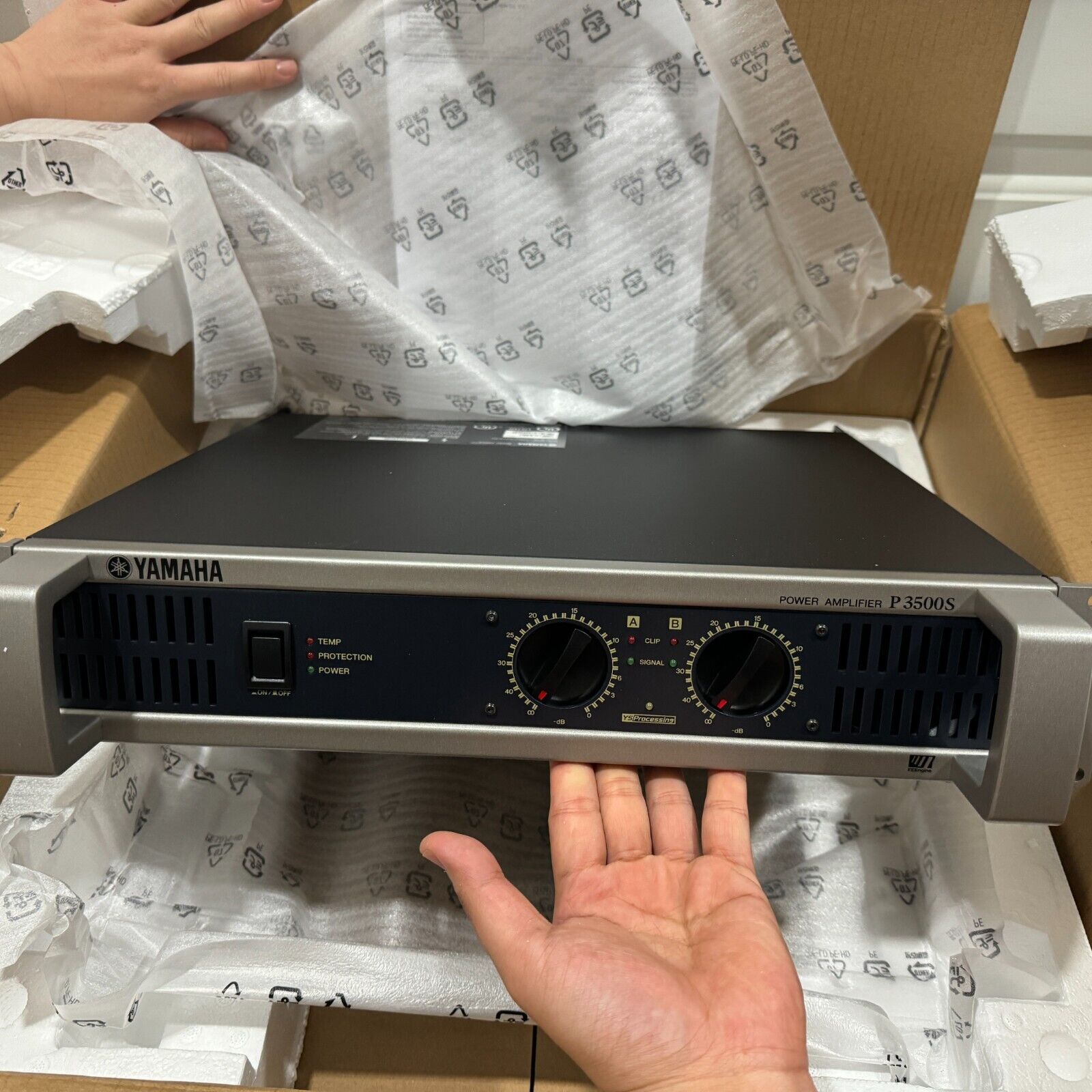Yamaha P3500S Power Amplifier Black - BRAND NEW (Open Box Yamaha P3500S Power Amplifier Black - BRAND NEW (Open Box