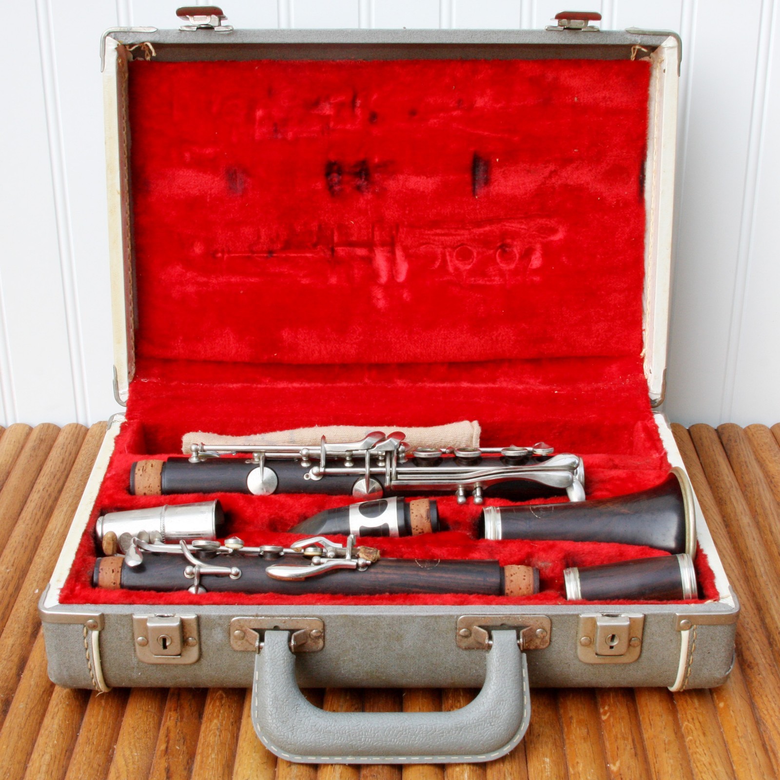 Vintage Wooden Imperial Clarinet With Case And Mouthpiece Bb?