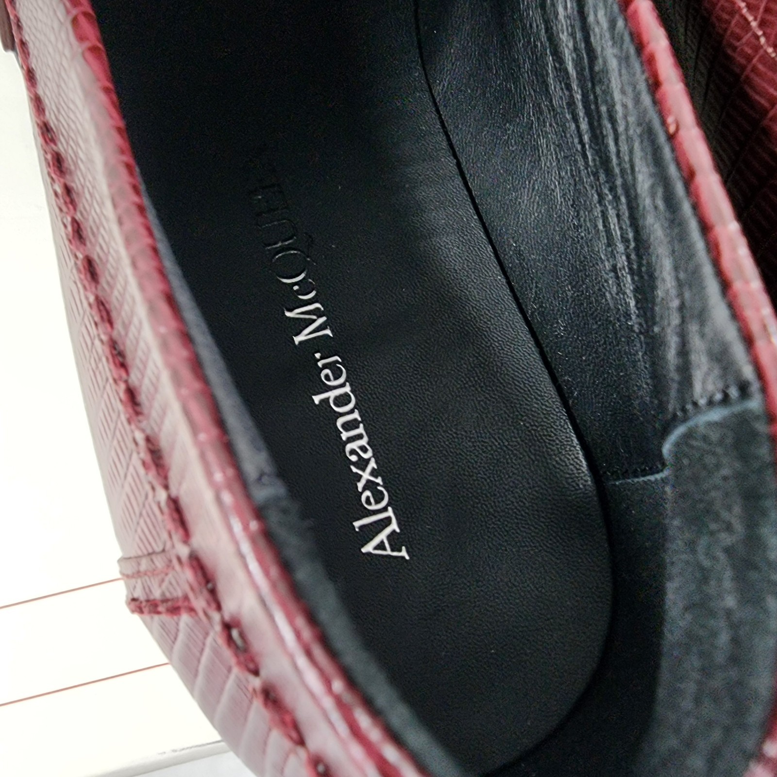 Alexander McQueen Croc Embossed Apron Toe Loafers Men's 42/9US Burgundy Slip On - Picture 5 of 21