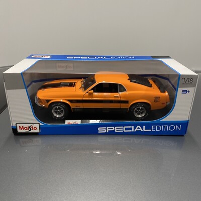 Maisto 1:18 Special Edition Diecast Model Car 1970 Ford Mustang Mach 1