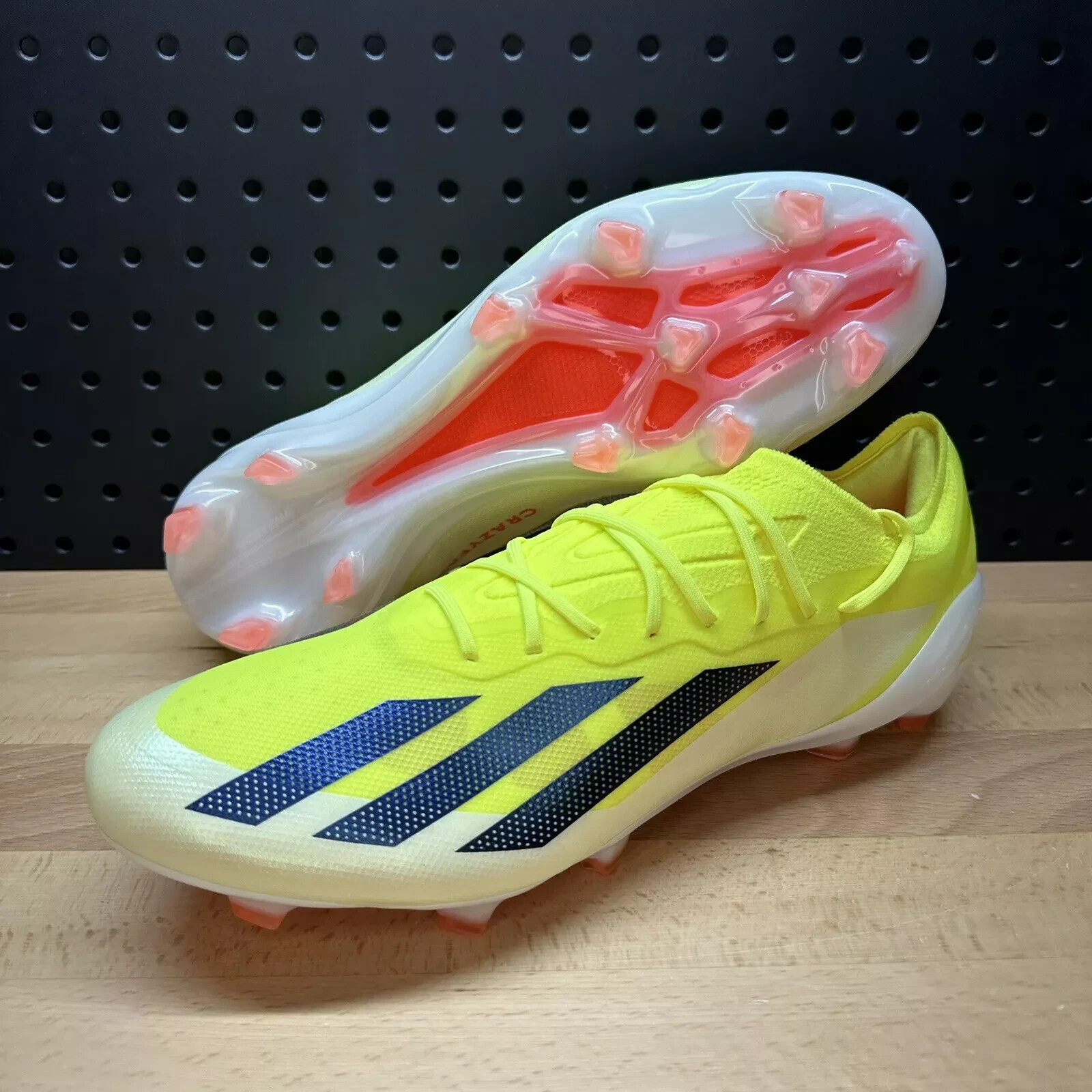 adidas Crazyfast サッカーシューズ ホワイト/イエロー ADIDAS X CRAZYFAST ELITE LACELESS FG SIZE 6.5 ONLY YELLOW
