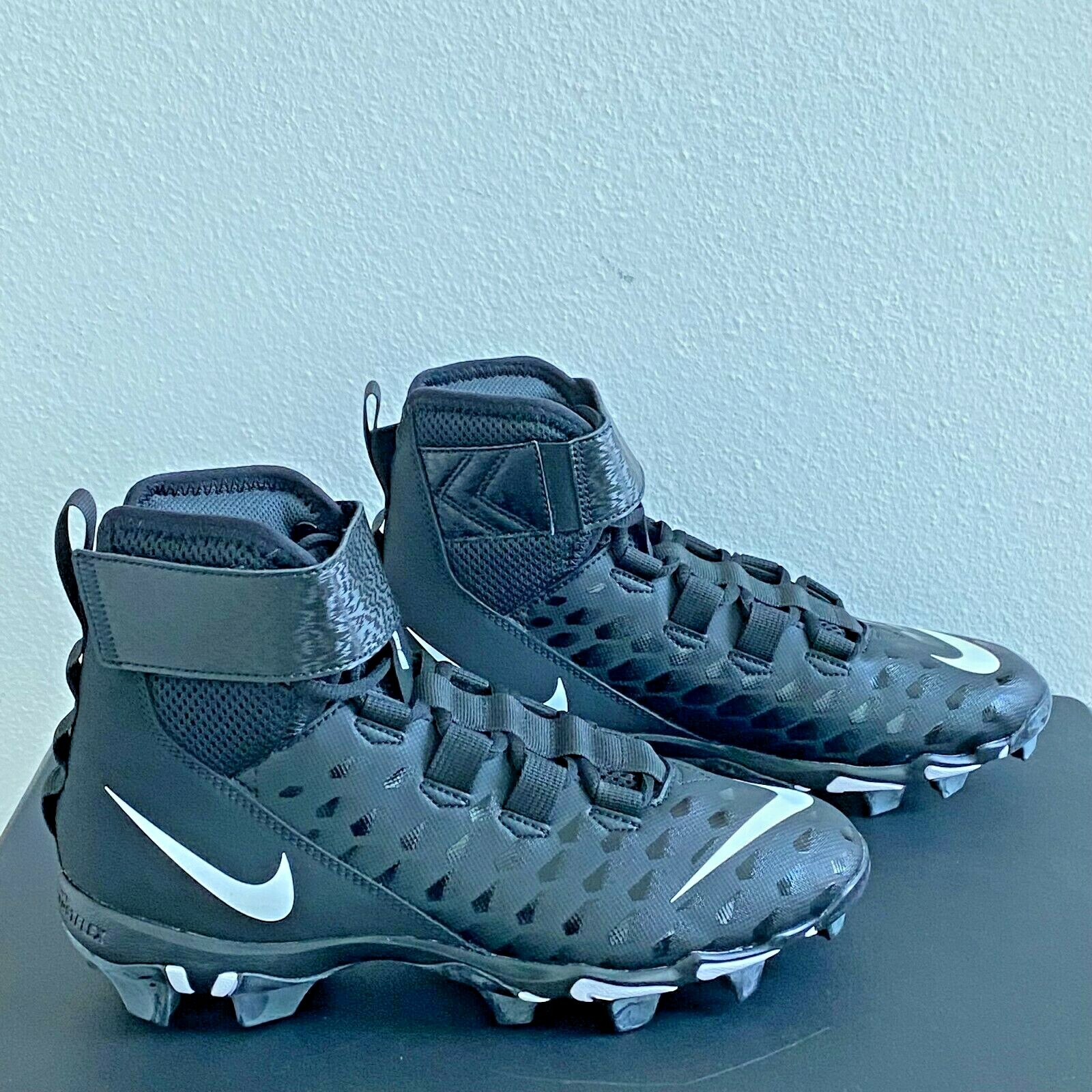Nike Force Savage 2 Shark Men's Size 8.5 Football Cleat Black-White  AQ7722-001 : купить с доставкой из США, цена 4 783 руб - (174860798372)