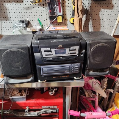 JVC PC-XC11 3 Disc CD Dual Cassette AM/FM Portable Component System with Remote