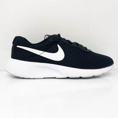 

Nike Boys Tanjun 818381-011 Черные кроссовки для бега Размер 5 Y, Черный, Tanjun