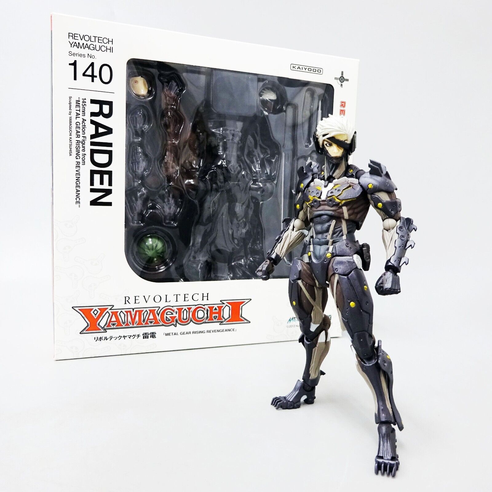 Revoltech Yamaguchi METAL GEAR RISING REVENGEANCE RAIDEN Revoltech Yamaguchi METAL GEAR RISING REVENGEANCE RAIDEN