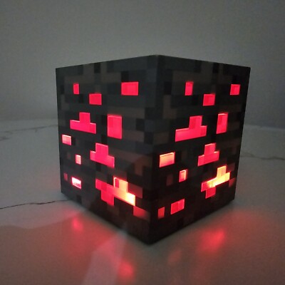Think Geek MINECRAFT 2012 REDSTONE ORE NIGHTLIGHT Touch Cube Light Up 3 Levels