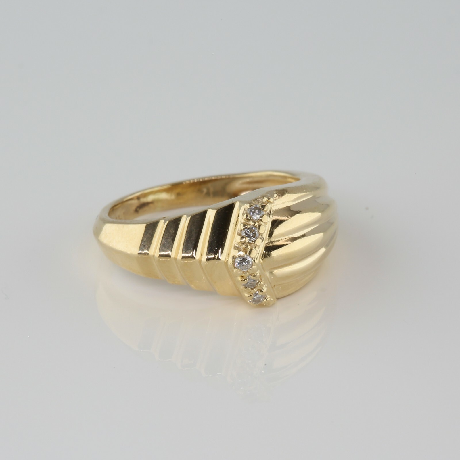 ローリーロドキン 18k MEDIUM ENGRAVED RING ダイヤモンド ローリーロドキン 18k MEDIUM ENGRAVED RING ダイヤモンド