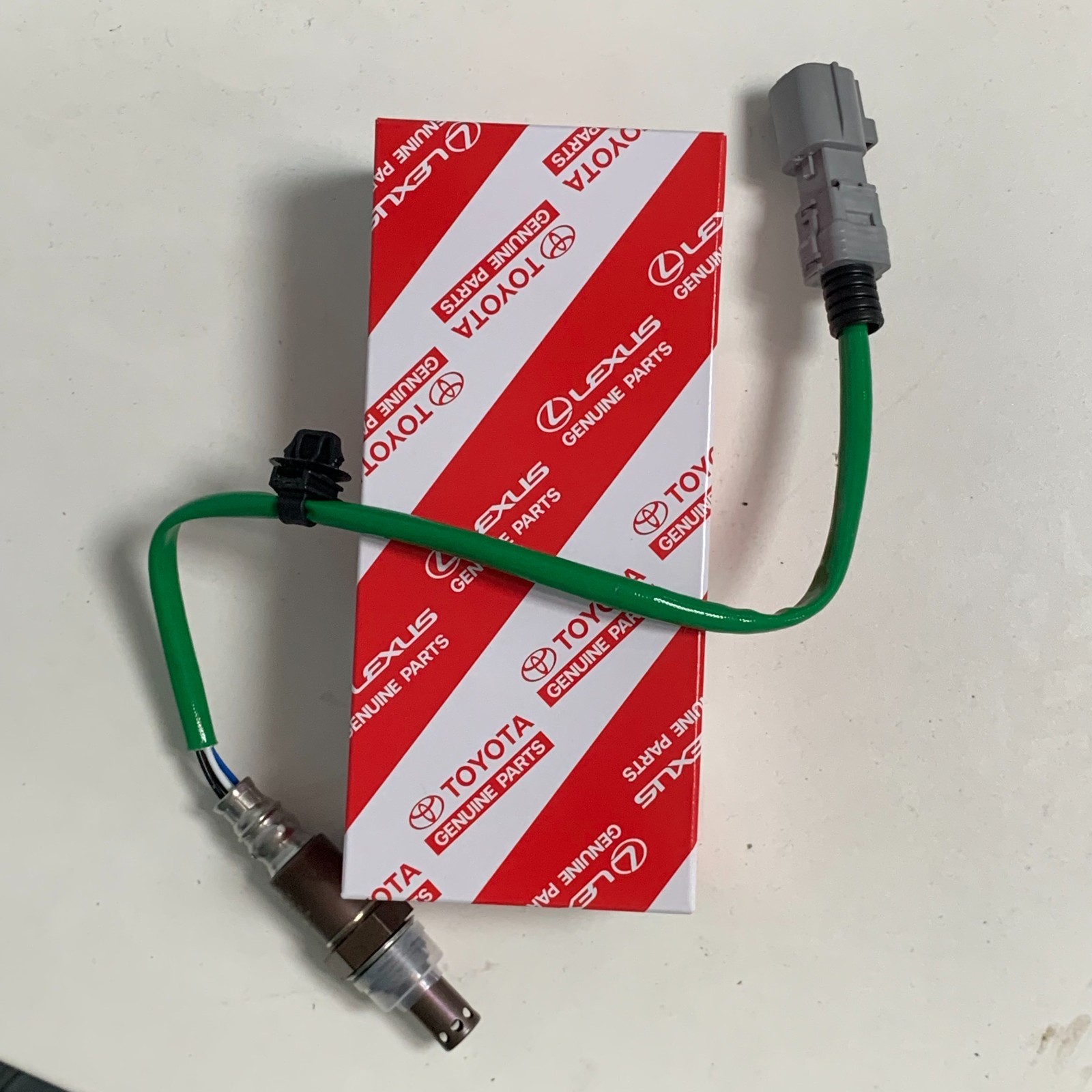 DOD
グッドラックソファ　タン TOYOTA OEM Rear Oxygen Sensor Air Fuel 89467-33210 Genuine