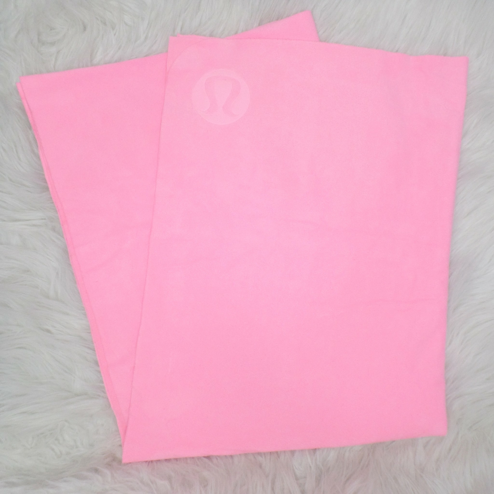 lululemon towel