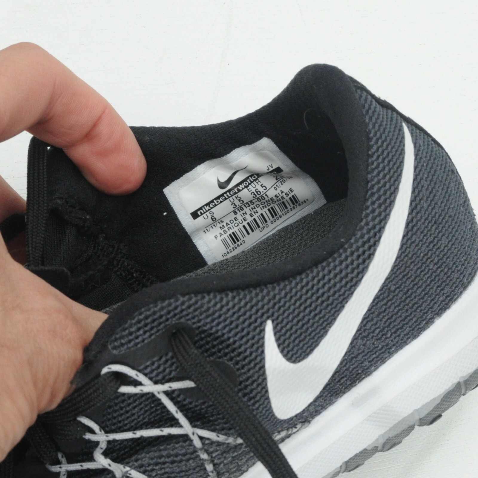 nike flex fury 2 black