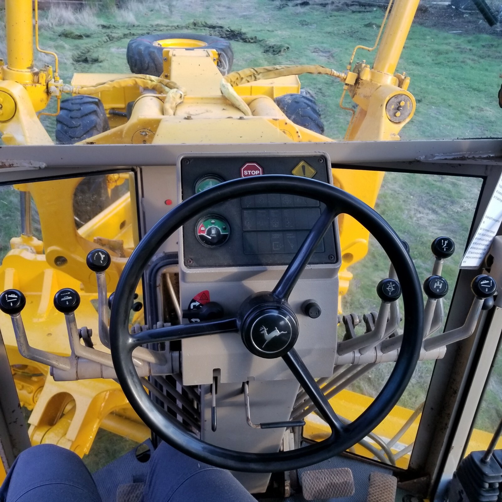 1993 John Deere 770BH 3786 Original Hours