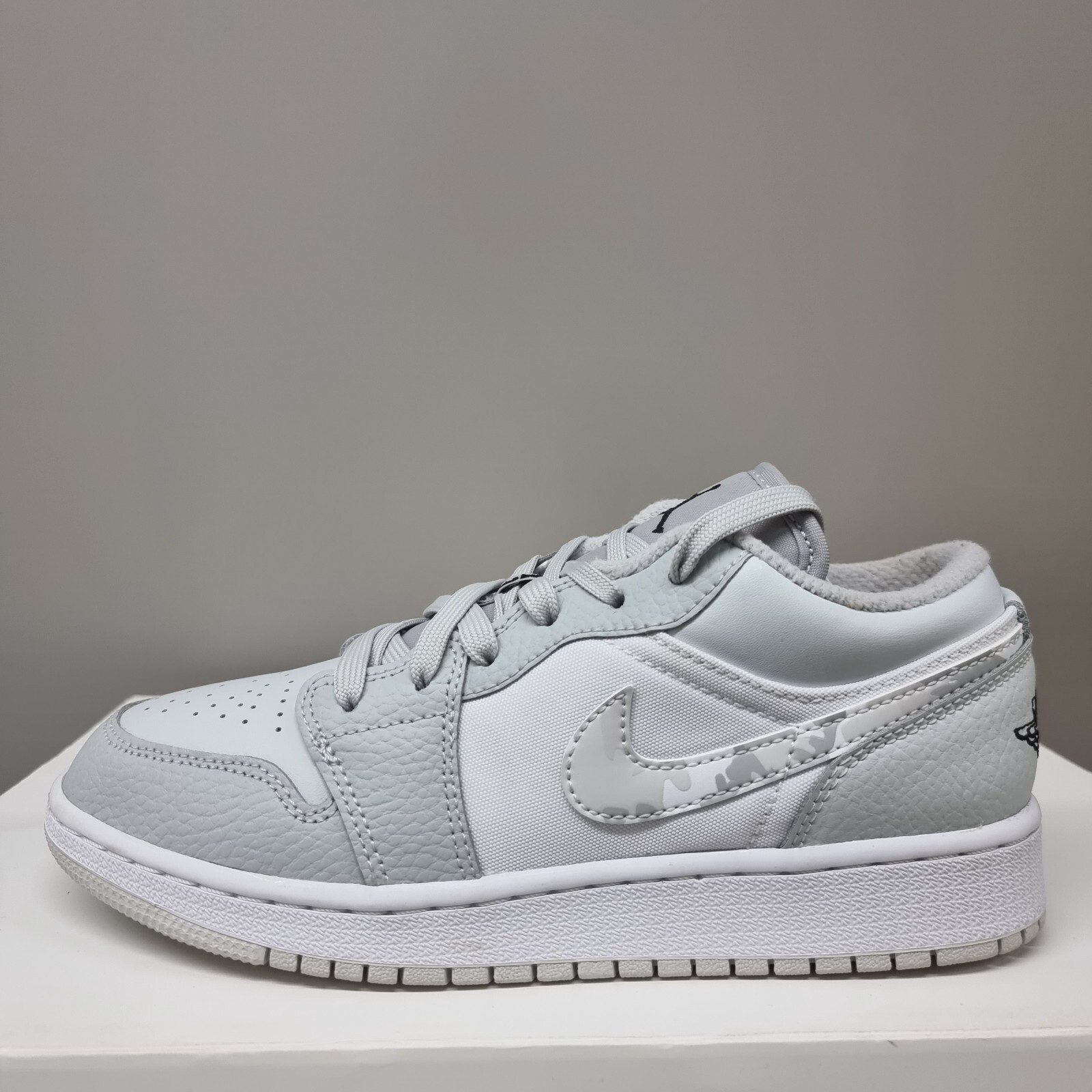 nike air jordan 1 low grey camo