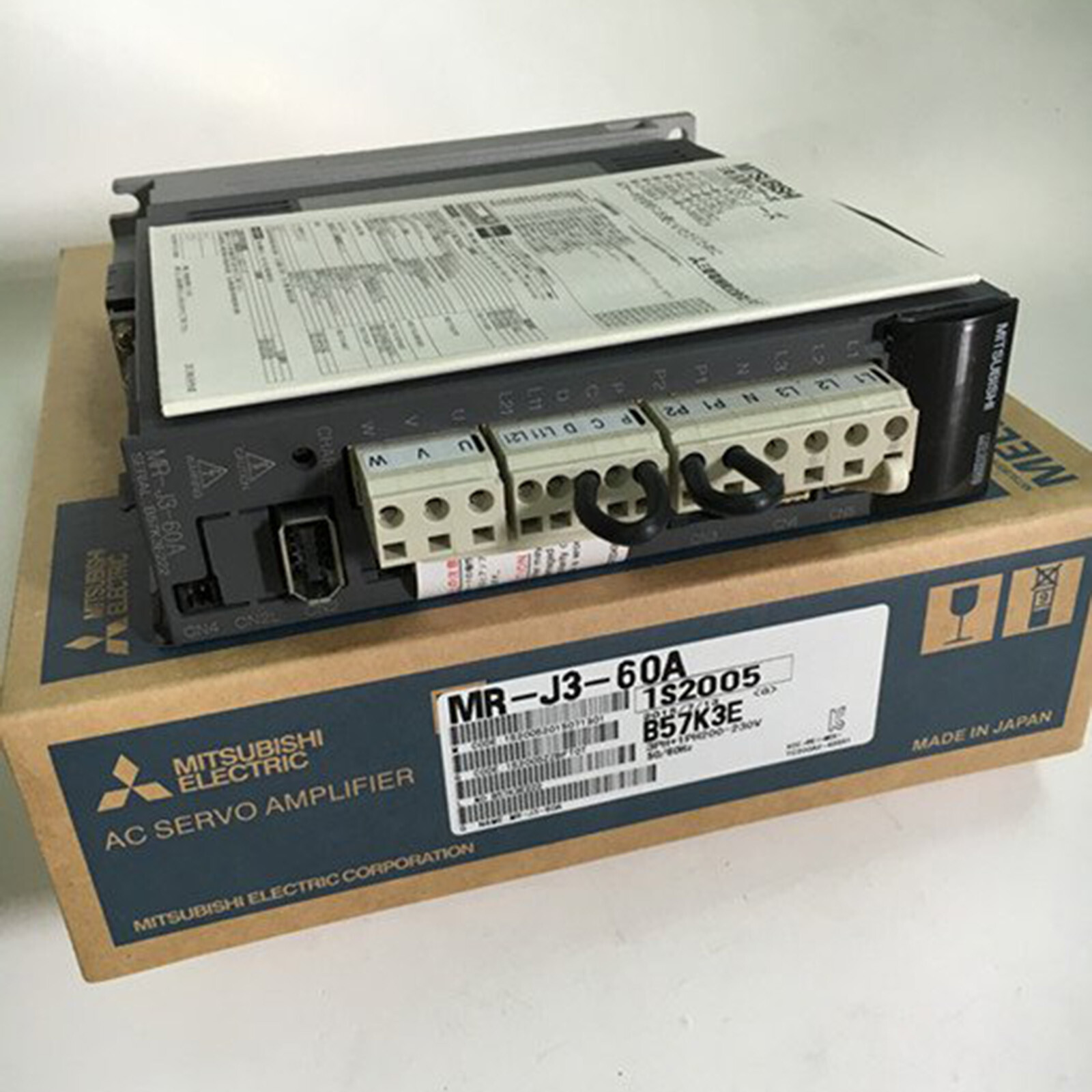 1PC Mitsubishi New Brand servo drive MR-J3-60A ship DHL Fast 1PC Mitsubishi New Brand servo drive MR-J3-60A ship DHL Fast