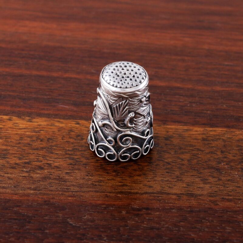 EARLY MEXICAN AESTHETIC STERLING SILVER THIMBLE FOLIATE APPLIED VINE & SCROLL
