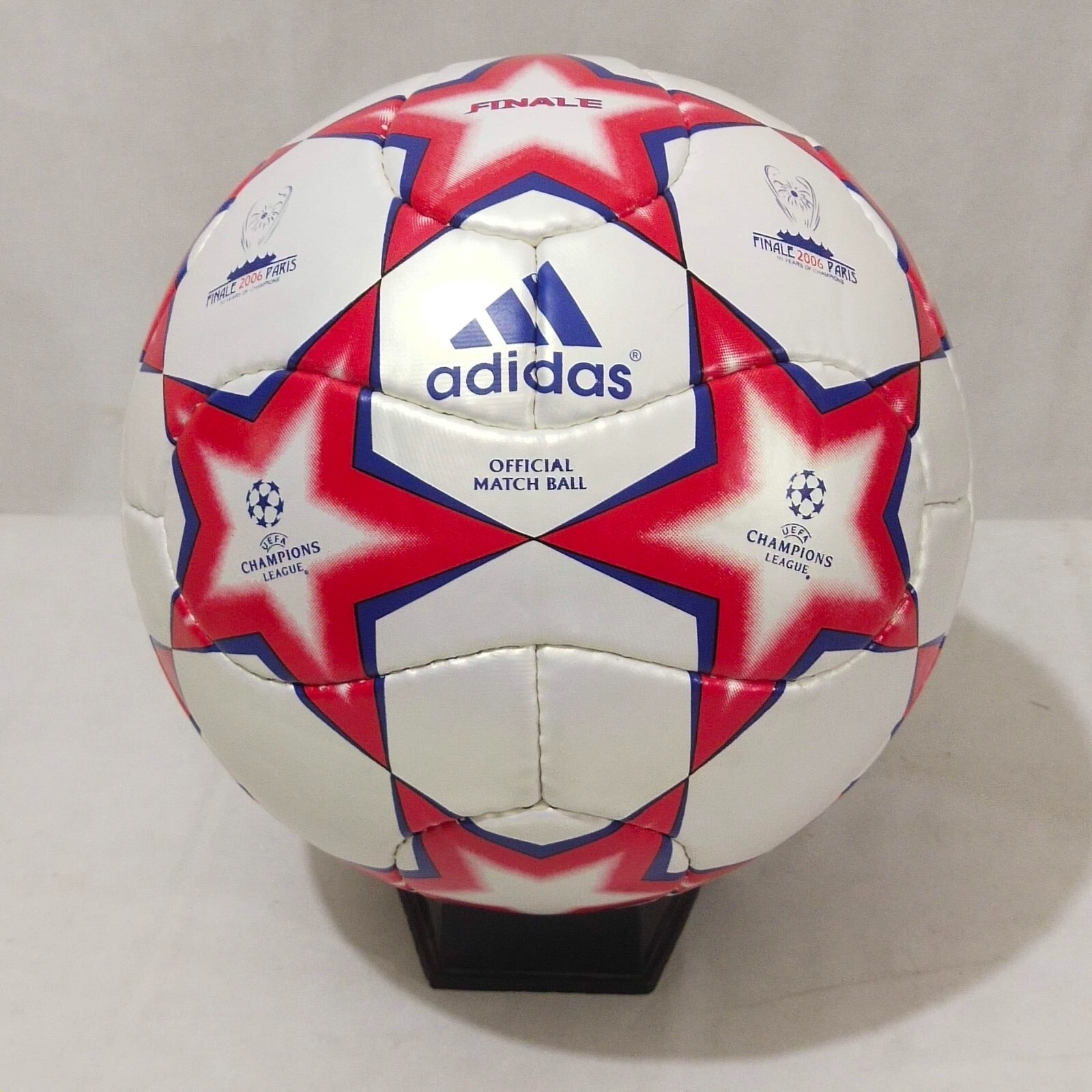 Adidas Finale 2004/05 公式球 UEFA CHAMPIONS LEAGUE FINALE 4 2004-05 ADIDAS MATCH BALL 0