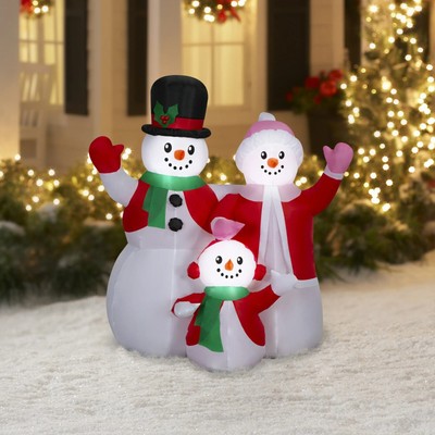Christmas Airblown Inflatables Yard Decoration Snowman Family Scene, 4 ft