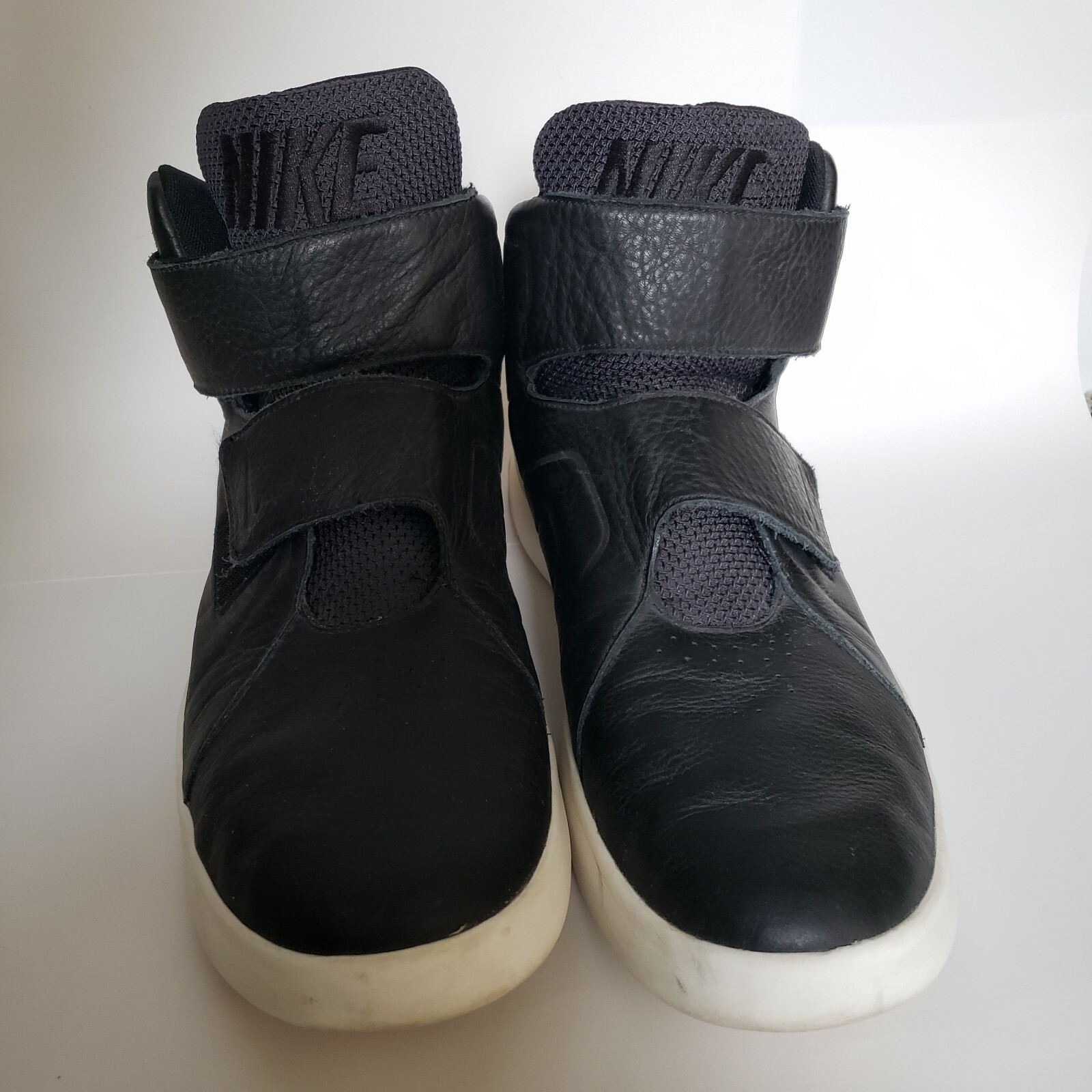 Hi Top Basketball Shoes Size 