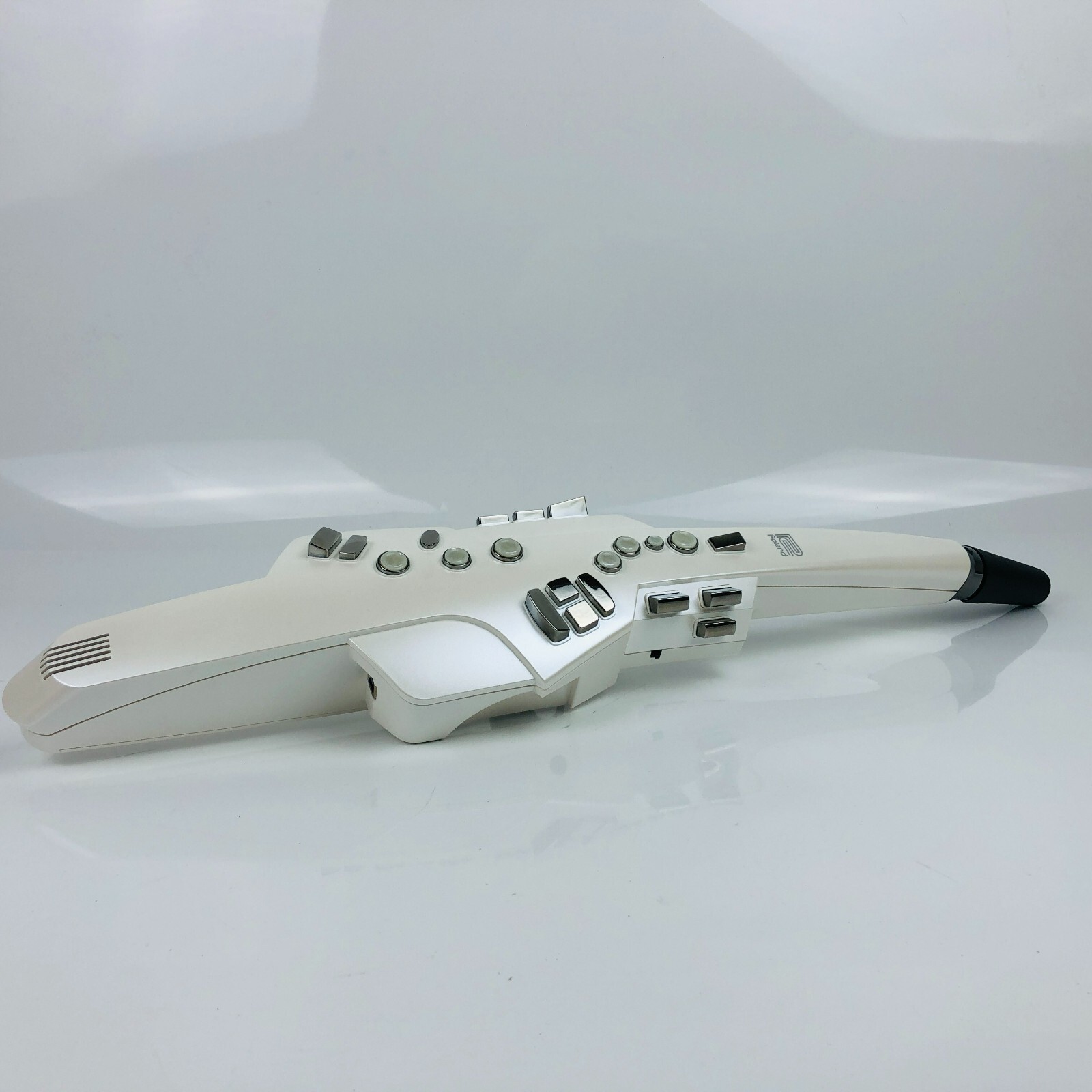 Roland AE-10 White Aerophone Digital Saxophone Digital Wind