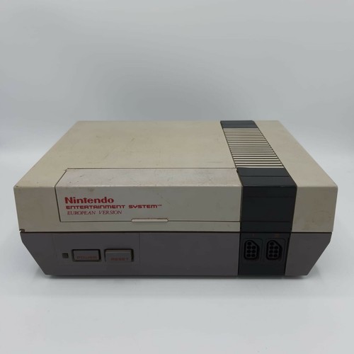Nintendo Entertainment System NES Konsole Sehr Guter Zustand