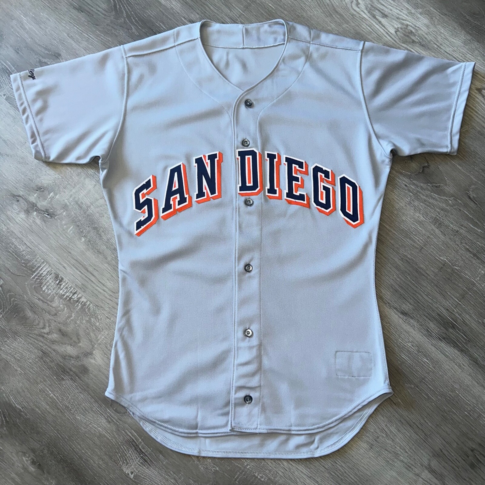 San Diego Padres スタジャン　L Men's San Diego Padres Mitchell & Ness Gold OG 2.0