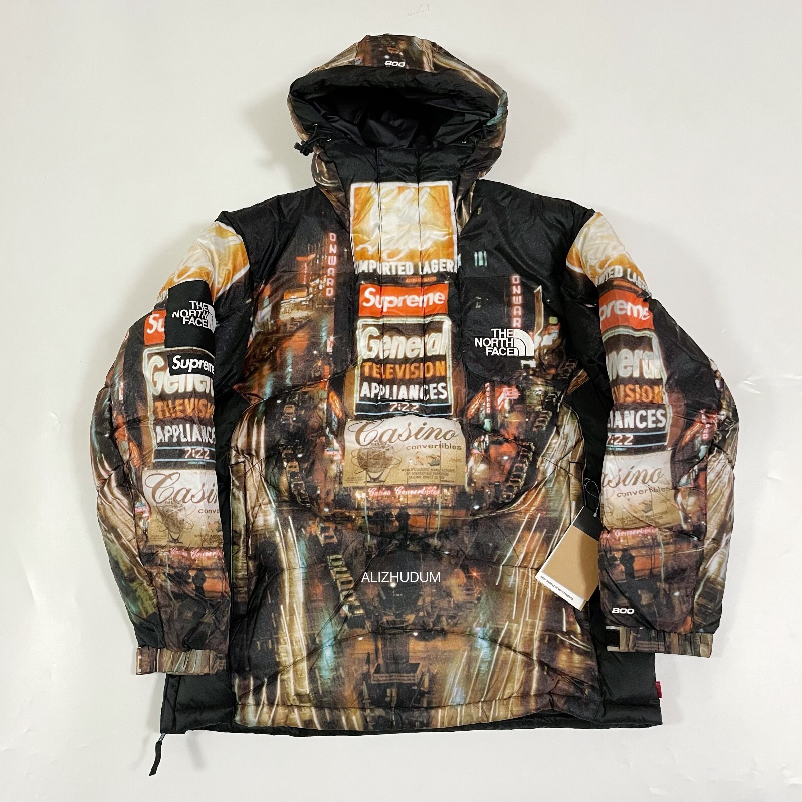 Supreme®/The North Face® 1091448_02.jpg.jpeg?width=750