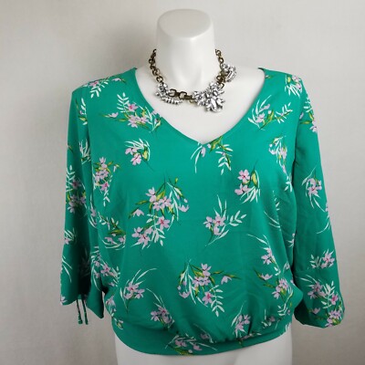 lily white floral blouse Size 1X