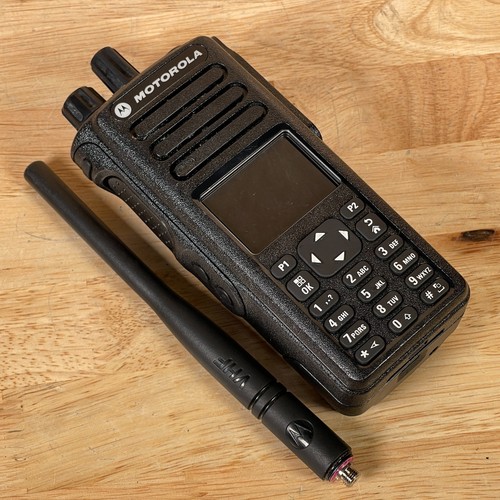 Motorola XPR 7550 AAH56JDN9KA1AN Black VHF 136-174MHz Handhe