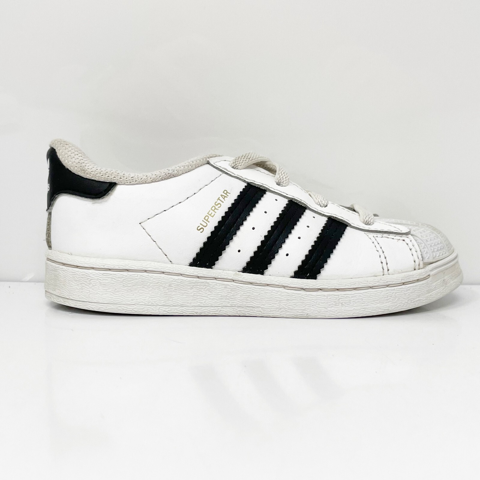 

Adidas Boys Superstar FU7717 Белая повседневная обувь Кроссовки Размер 9K, Белый, Superstar