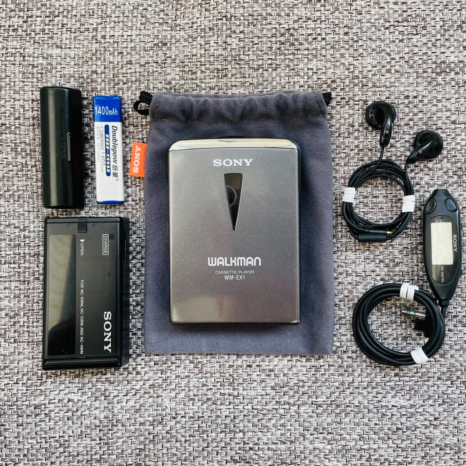 Sony WM-EX1 Walkman Portable Cassette Player Gray RM-WE78E Sony WM-EX1 Walkman Portable Cassette Player Gray RM-WE78E