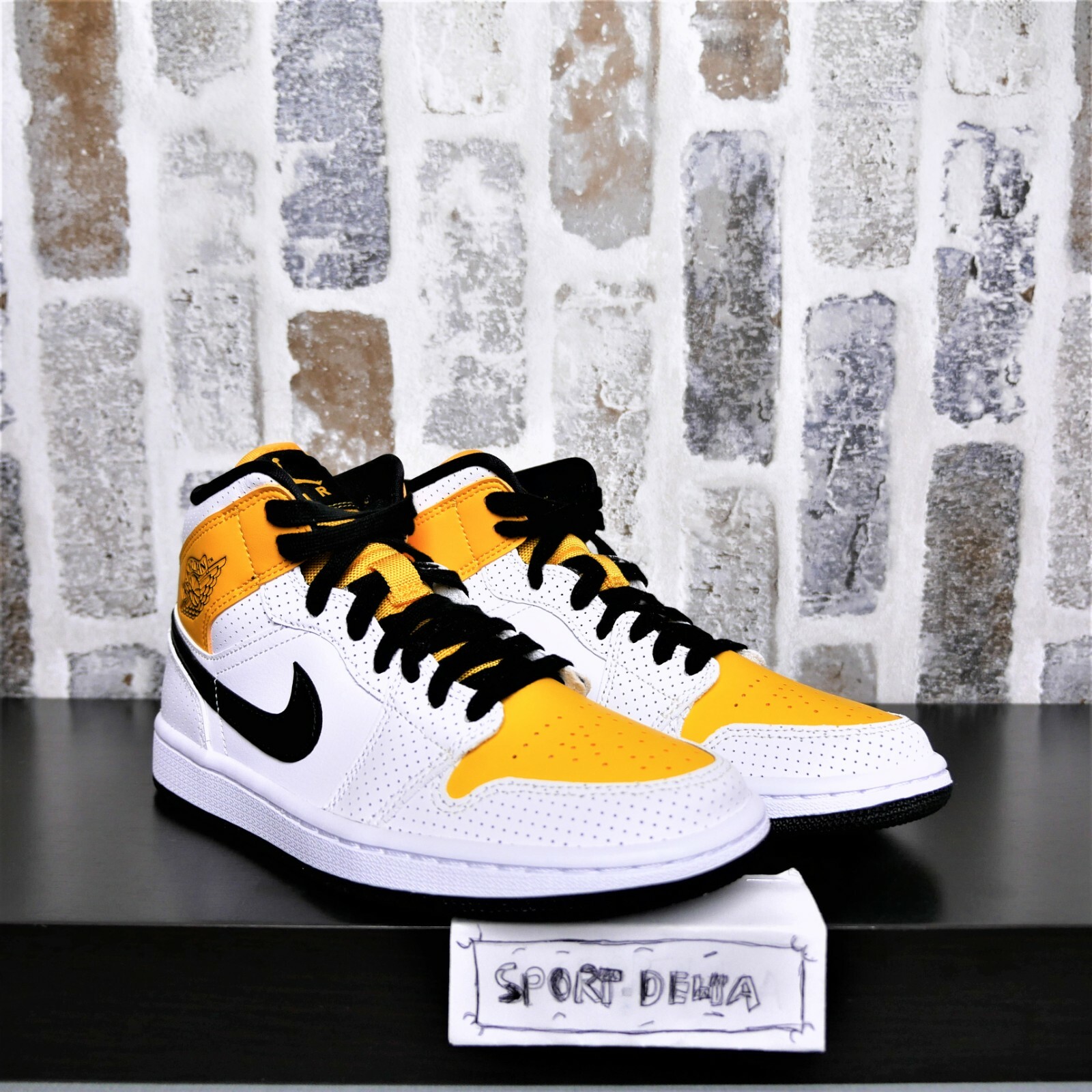 Nike Air Jordan 1 Mid Perforated White University Gold
