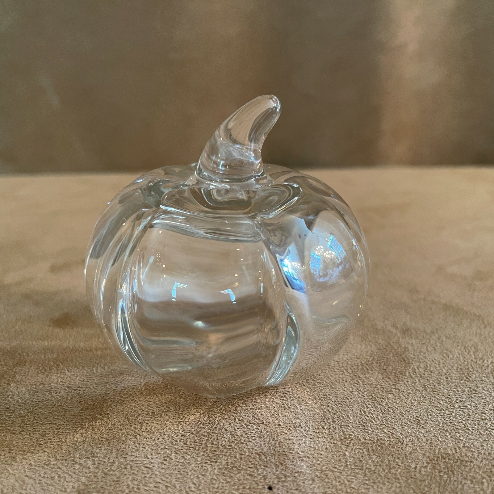 Tiffany & Co Crystal Pumpkin Paperweight glass tabletop 3.75
