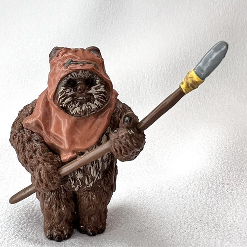 Star Wars Wicket W. Warrick ボブルヘッド Amazon.com: STAR WARS The Black Series Wicket W. Warrick