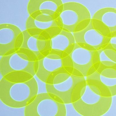 Circle Loop Vinyl Shape 1.5'' Yellow Go Go Fluorescent Edge Glow