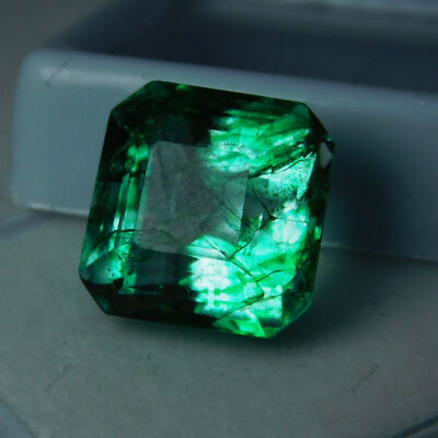 6.23 Ct Natural CERTIFIED Colombian Green Emerald Square Cut Loose Gemstone