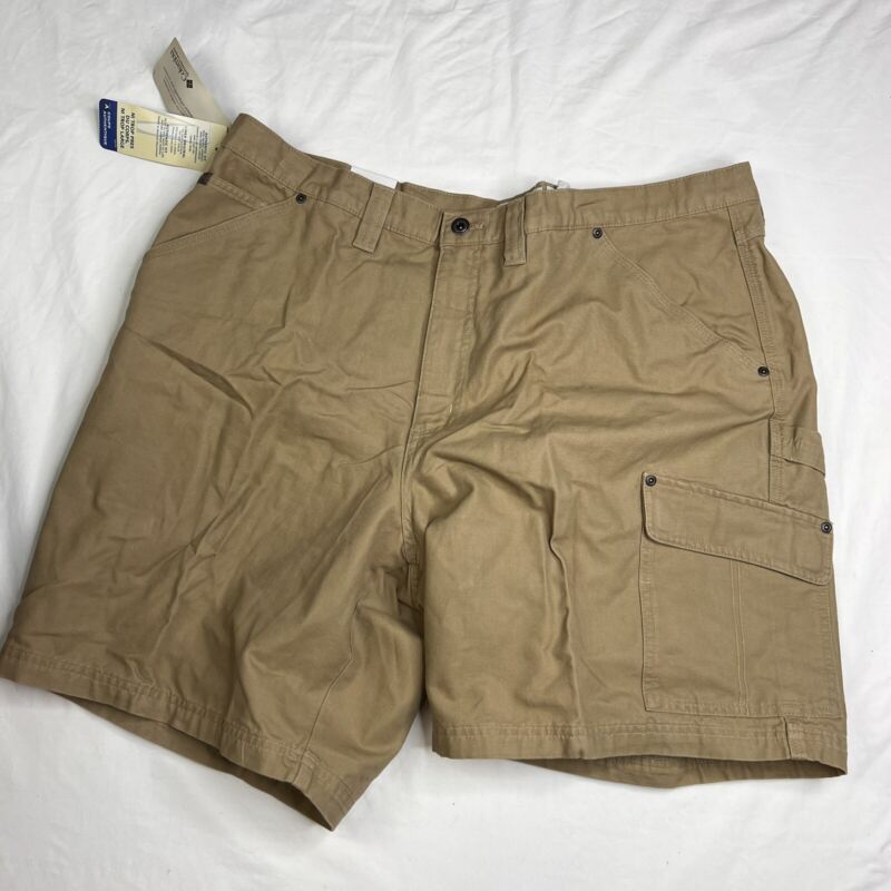 Columbia ROC Chino Khaki Shorts Sz 42/ Ins 9 NWT Rugged Zip Pockets L020224