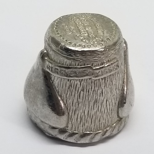 Vintage 1981 Nicholas Gish Hersheys Kiss Pewter Thimble