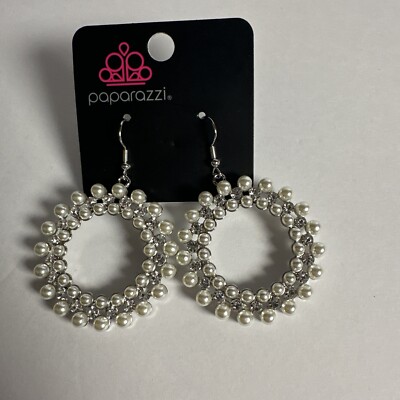 NEW! Paparazzi Pearly Poise White Earring With Faux Pearls And Faux Diamonds