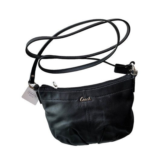 Coach Black Leather Pleated Crossbody Swingpack Purse Purple