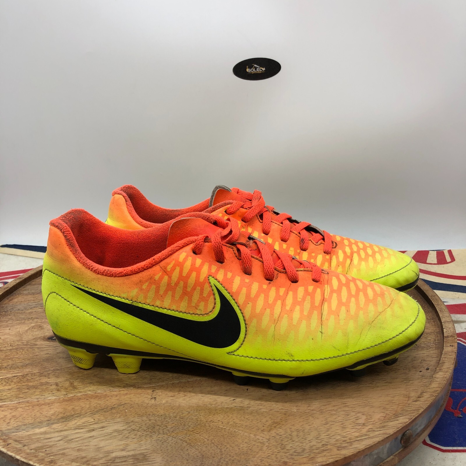 nike tiempo magista