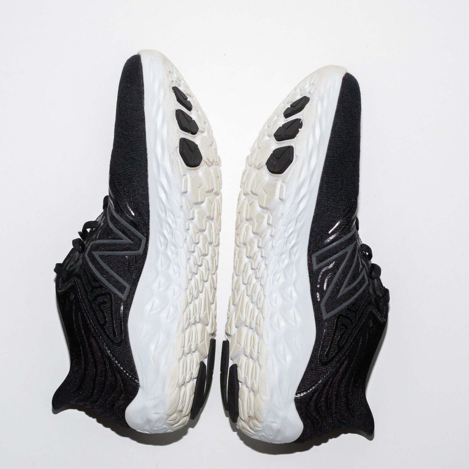 New Balance Mens Fresh Foam Beacon V3 
