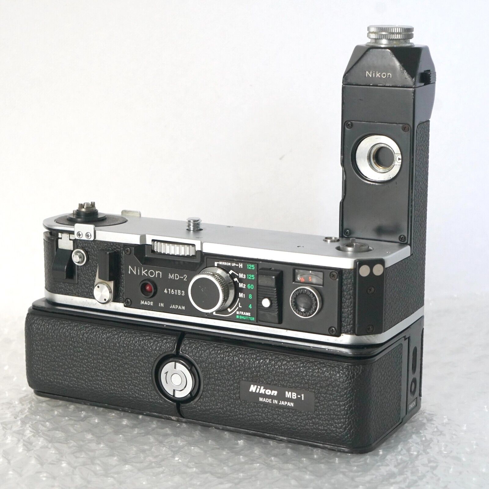 Nikon MD-1 Motor Drive + MB-1 + MS-1 Battery Holder for F2 Nikon MD-1 Motor Drive + MB-1 + MS-1 Battery Holder for F2