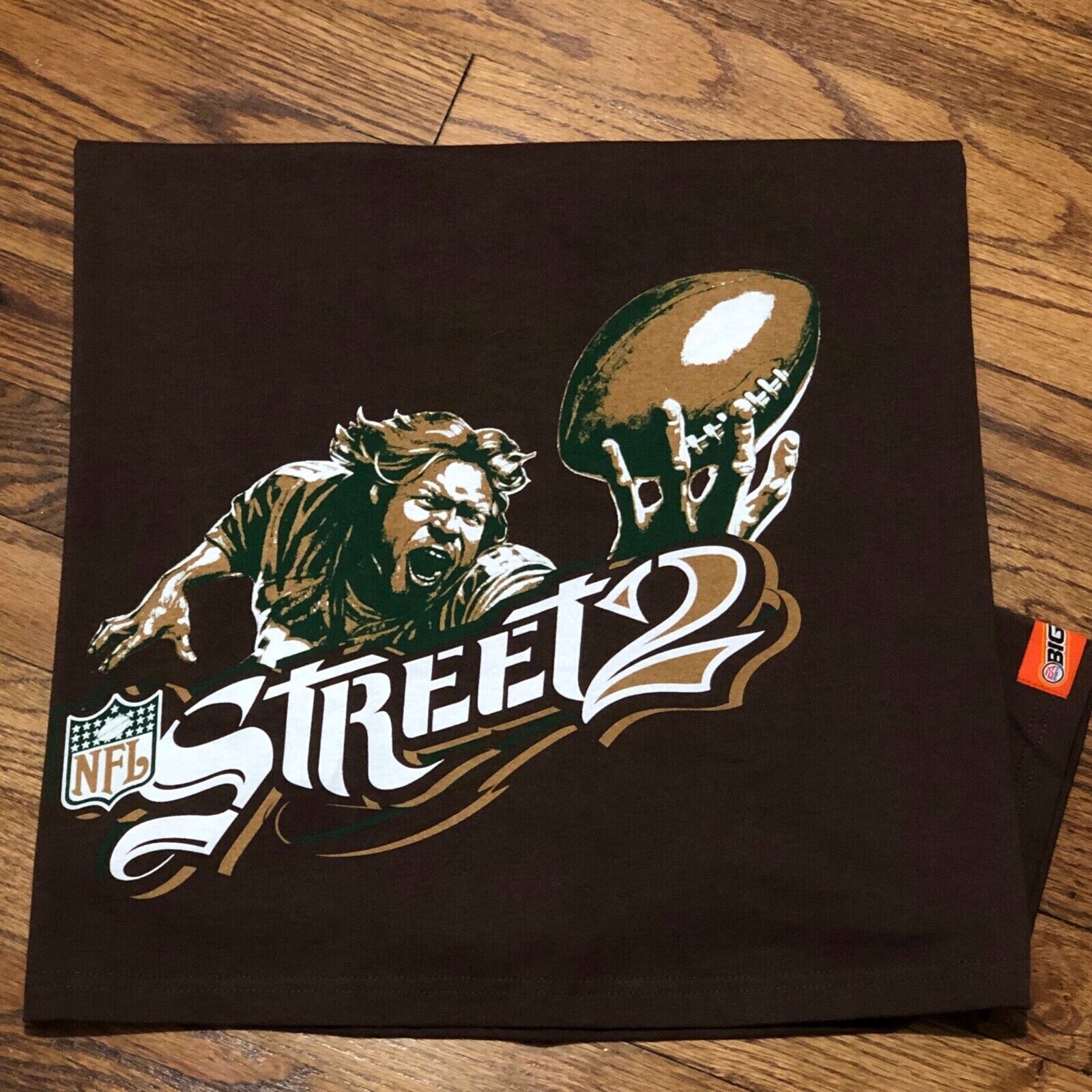2004 deadstock STREET 2 NFL T-Shirt vtg video game y2k EA rap hip