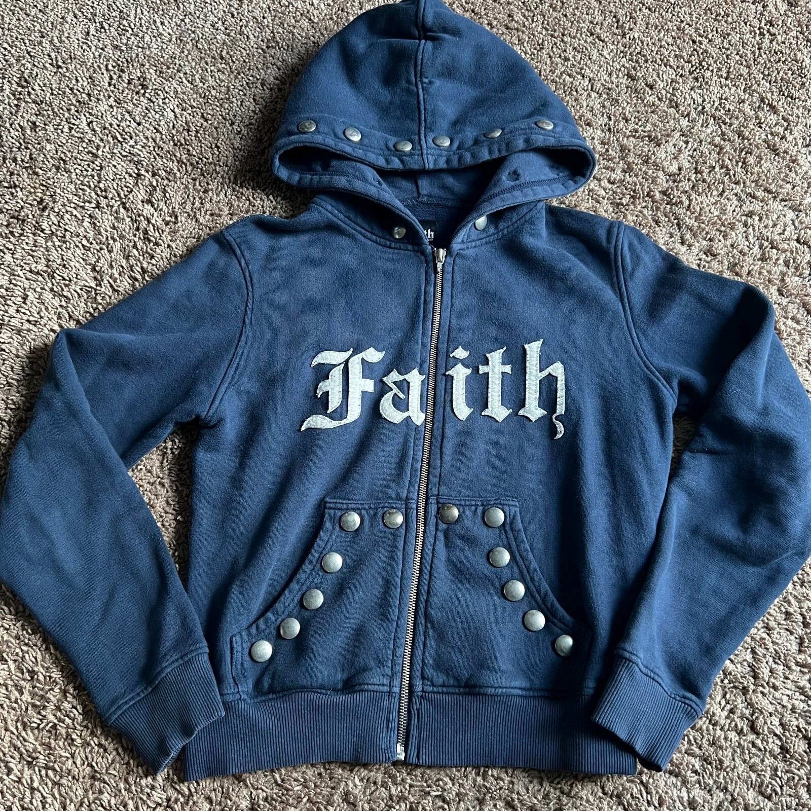 00s Y2K Faith Connexion スタッツ Zip Hoodie Vintage Y2K Faith Connexion Women's Studied Zip Hoodie