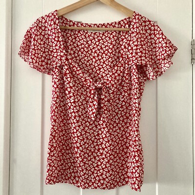 Oasis Size 8 Red White Floral Blouse Short Angel Sleeves Sweetheart Neck & Bow