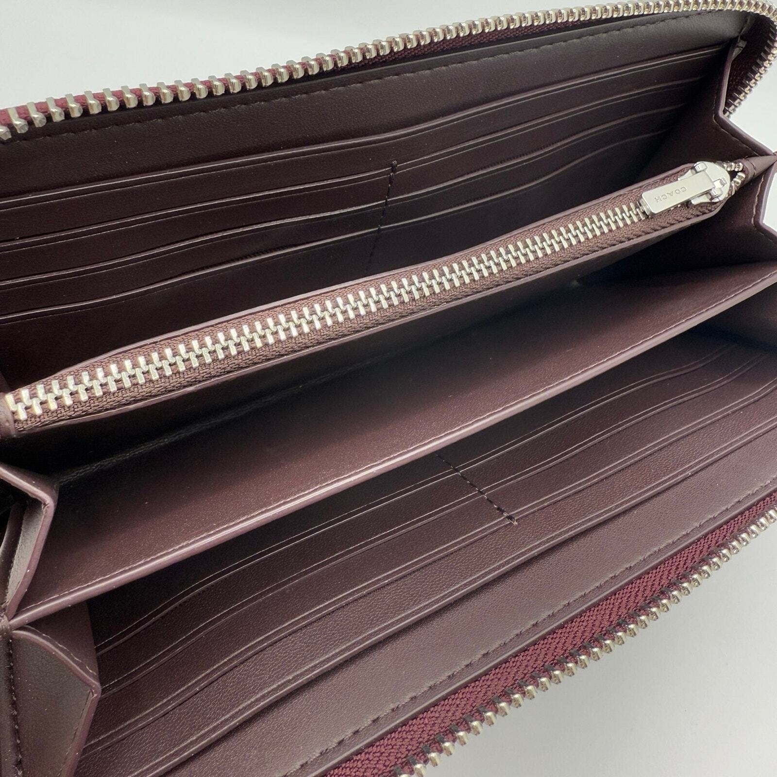 長財布 COACH Long Zip Around Wallet With Bow Print CZ327 Coach Long Zip Around Wallet Signature Canvas Bow Print