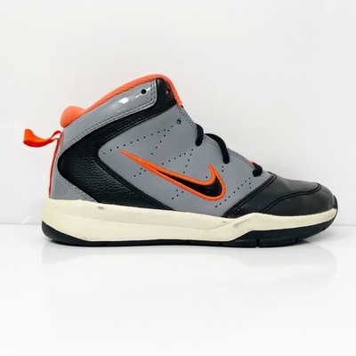 

Nike Boys Team Hustle D5 454462-006 Черные баскетбольные кроссовки, размер 1Y, Черный, Team Hustle D5